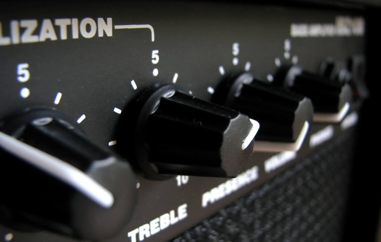 Ibanez bass amp close up on eq section